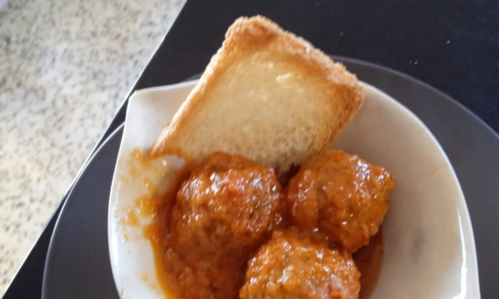 Albóndigas en Salsa
