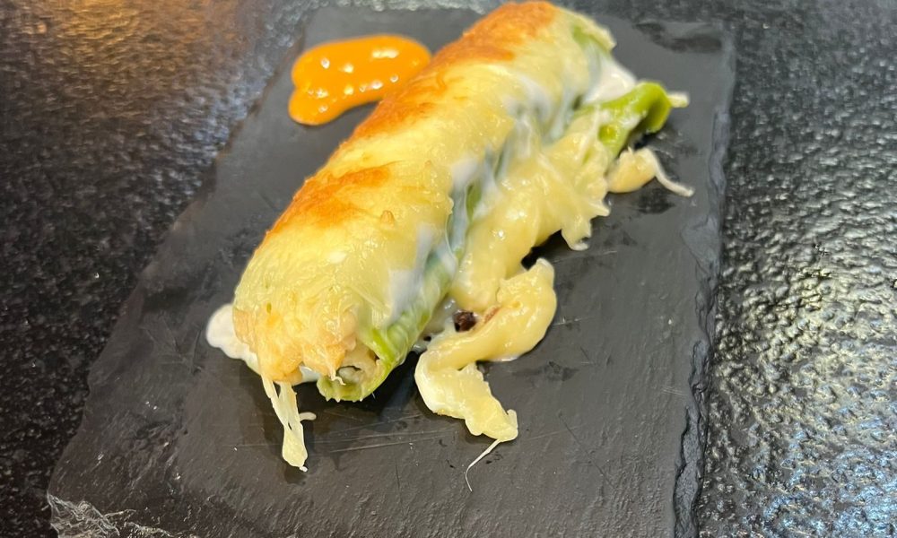 Canelón de Pato y Foie con Queso Gratinado