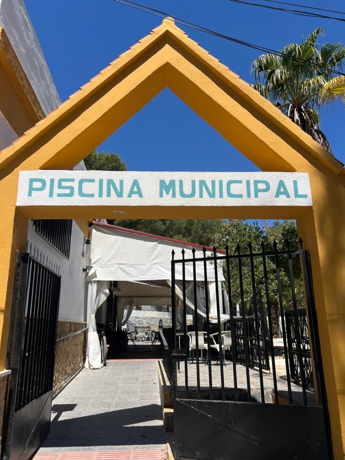 Bar Restaurante Las Piscinas – Purchena