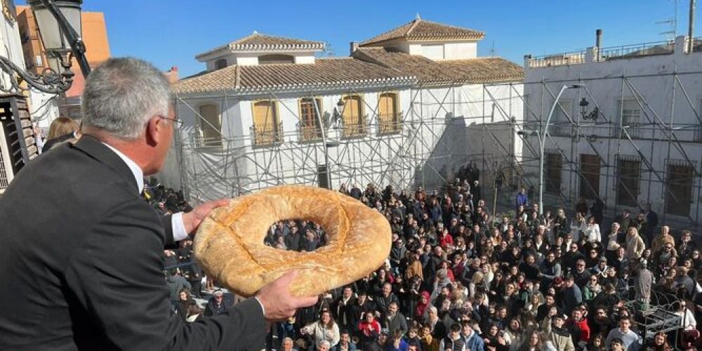 The Festival of the Roscos of Olula del Rio in the program Gente de Andalucia of Canal Sur