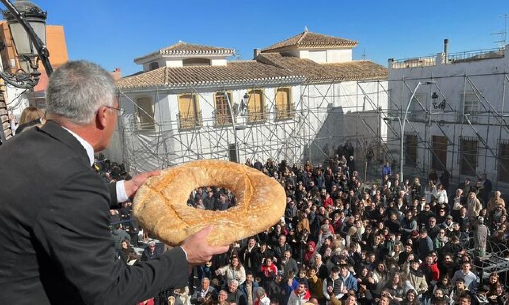 The Festival of the Roscos of Olula del Rio in the program Gente de Andalucia of Canal Sur