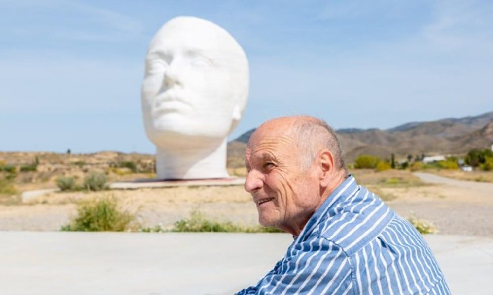 Antonio López devuelve el mármol a la tierra