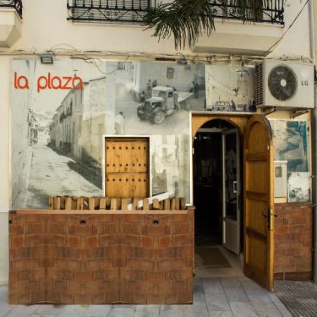Bar La Plaza
