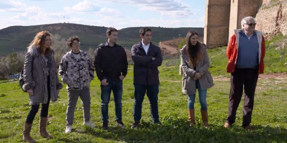 Caserio Lo Bulle de Oria y Juanma Masterchef en el programa de CUATRO «Bienvenidos a mi hotel»