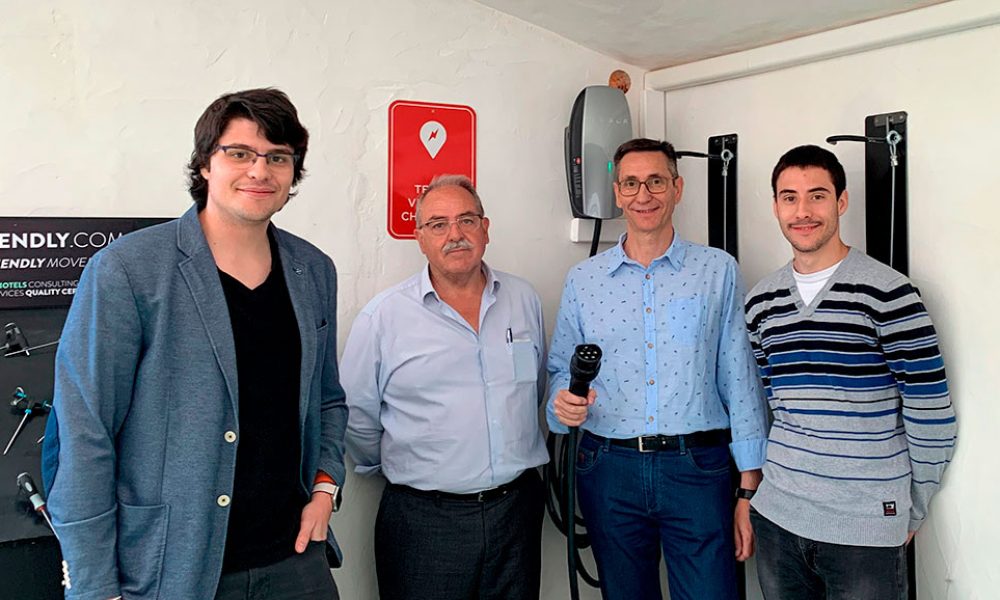 El proyecto Almanzora Eléctrico pone los primeros cargadores TESLA en la comarca