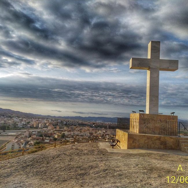 Sacred Heart Cross and San Antonio Viewpoint