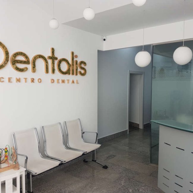 Dental Center Dentalis