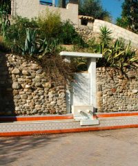 Fuente Cañal de Fines