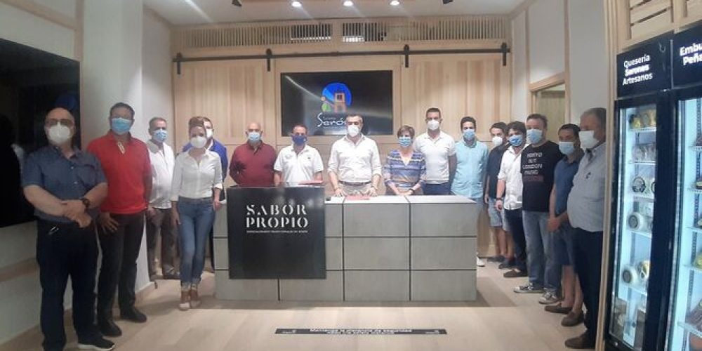 Serón estrena su tienda gourmet con los sabores de la tierra