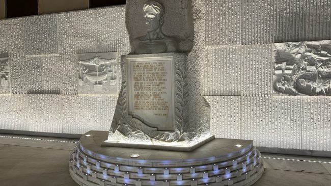 Monument to the Cantero