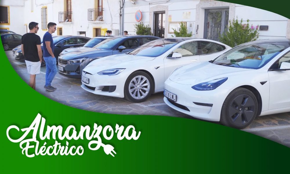 Influencers del vehículo eléctrico dan a conocer el Valle del Almanzora (Almería) y su red de carga