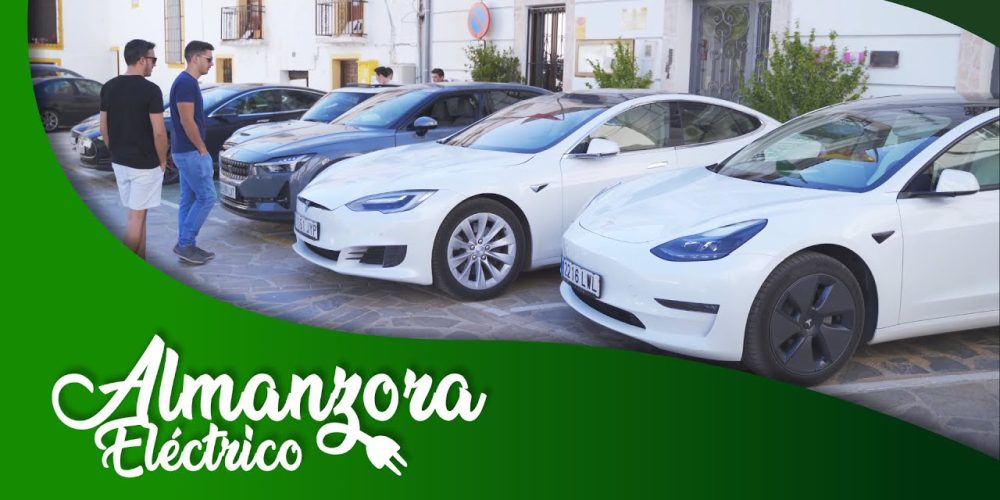Influencers del vehículo eléctrico dan a conocer el Valle del Almanzora (Almería) y su red de carga