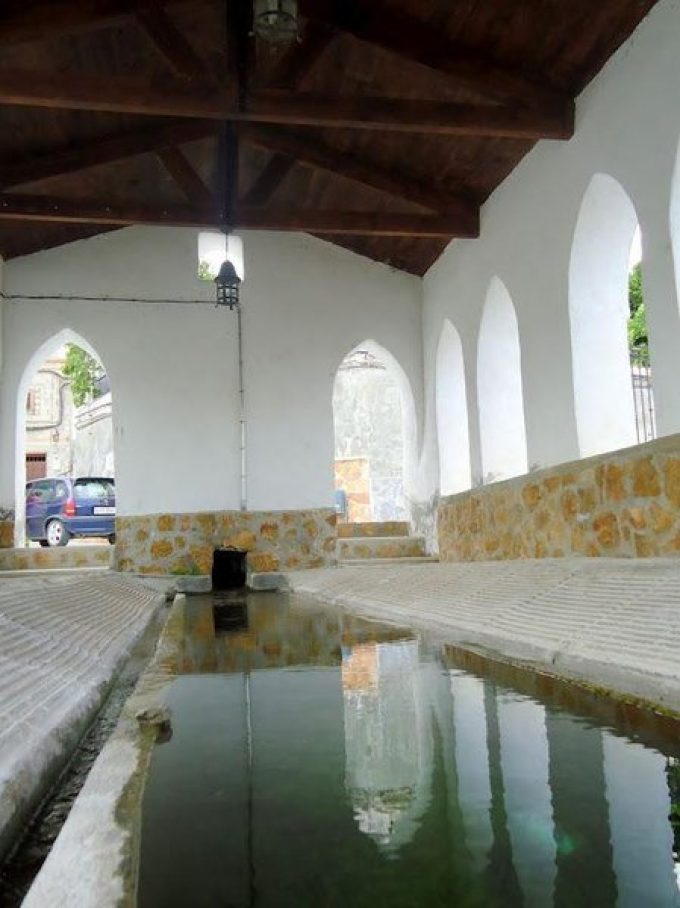 Lavadero Público de Urrácal