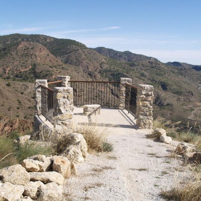 Mirador de la Cerrá de Urracal