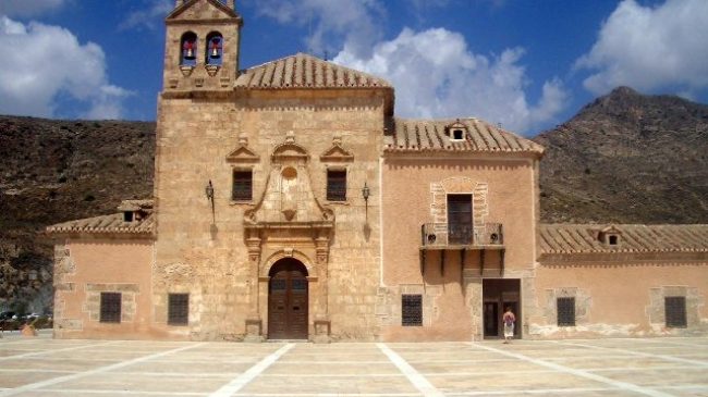 Escape Sanctuary of the Saliente and Oria