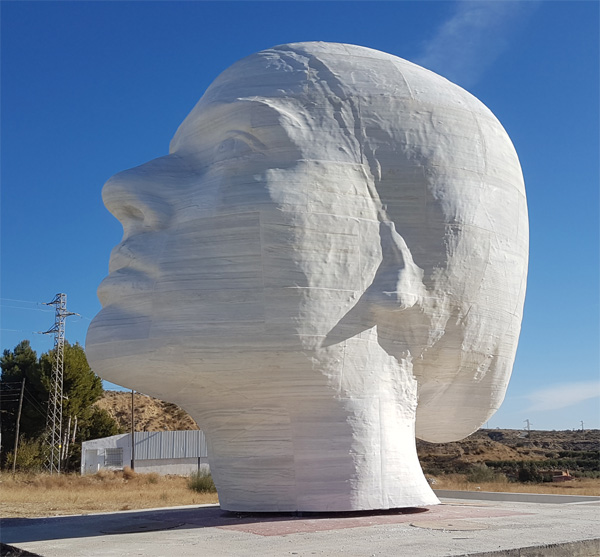 Resultado de imagen de Â«La Mujer del AlmanzoraÂ», la colosal escultura en mÃ¡rmol de Antonio LÃ³pez